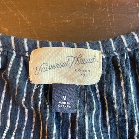 Universal Thread Striped Flowy Tank - Picture 4 of 4